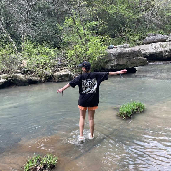 Meet your Posher, Ilyssa - Picture 2 of 2